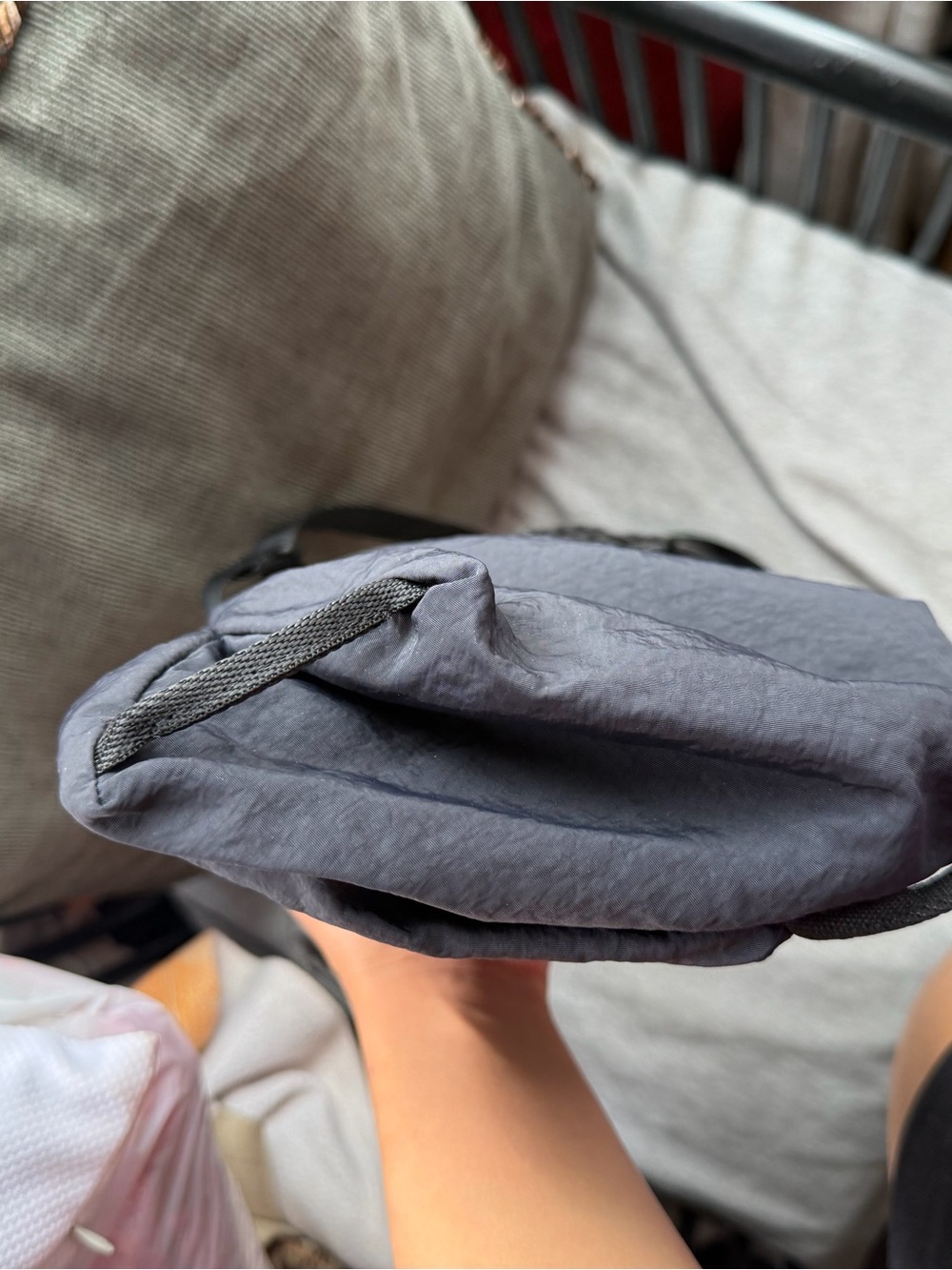 lululemon athletica Black Crossbody Sling Bag - Picture 3 of 5